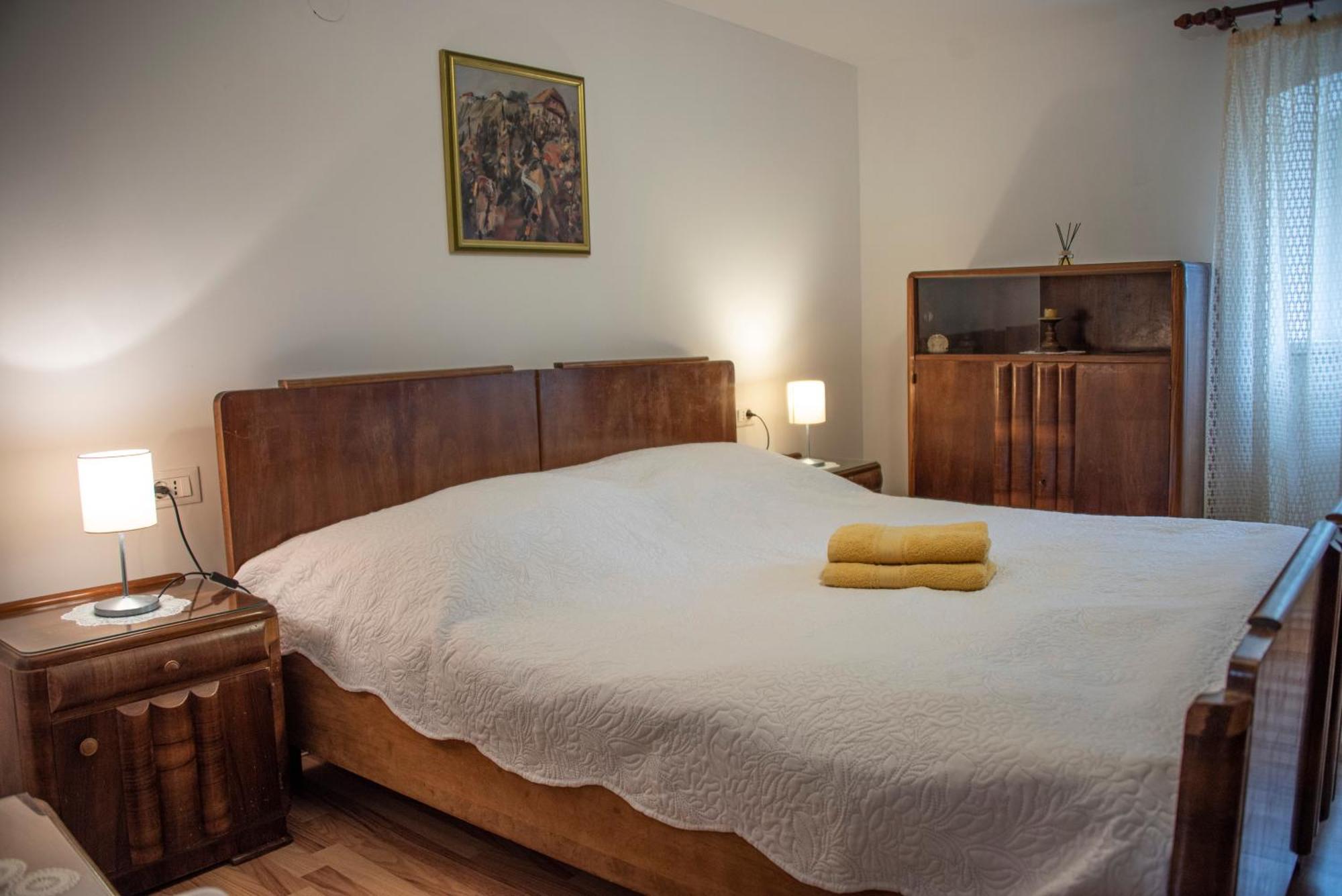 Apartman Nives Lubenice Exteriör bild